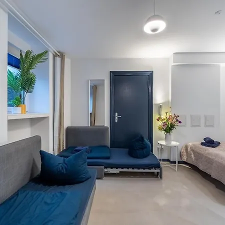 Apartment Cozy Hideaway In Kreuzberg *