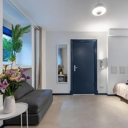 Cozy Hideaway In Kreuzberg 아파트 베를린
